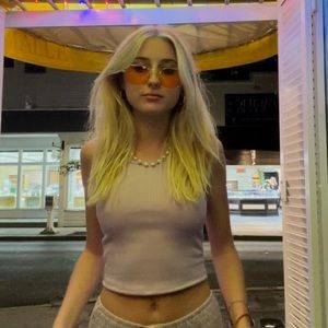 Meet your Posher, Hannah